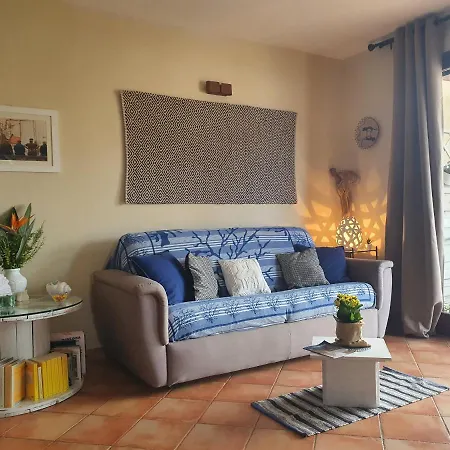 בית נופש Spazioso Con Terrazza A Due Passi Dal Centro וילסימיוס