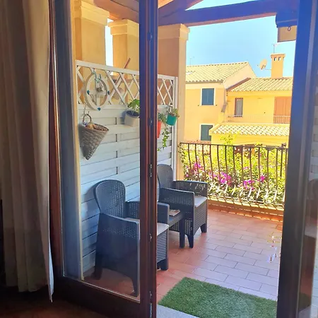בית נופש Spazioso Con Terrazza A Due Passi Dal Centro